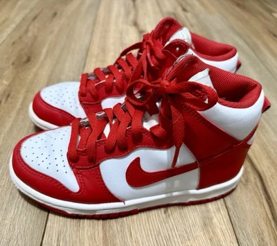 Tênis Nike Dunk High GS Championship branco e vermelho, tamanho 4Y DB2179-106 EUC - Imagem 1 de 4