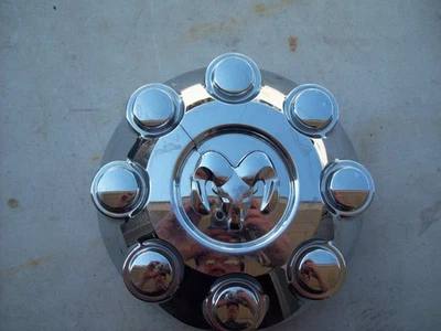 ONE 2005-2013 Dodge Ram 1500 / 2500 Chrome 8 Lug Center Cap USED - Image 1 of 4
