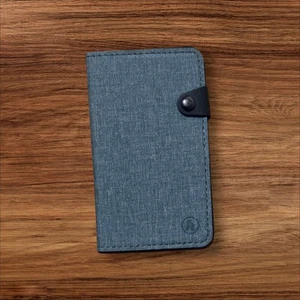 Hama Smartphone Kartenhülle Silikon selbstklebend Card Case Holder Ausweisetui - Bild 1 von 5
