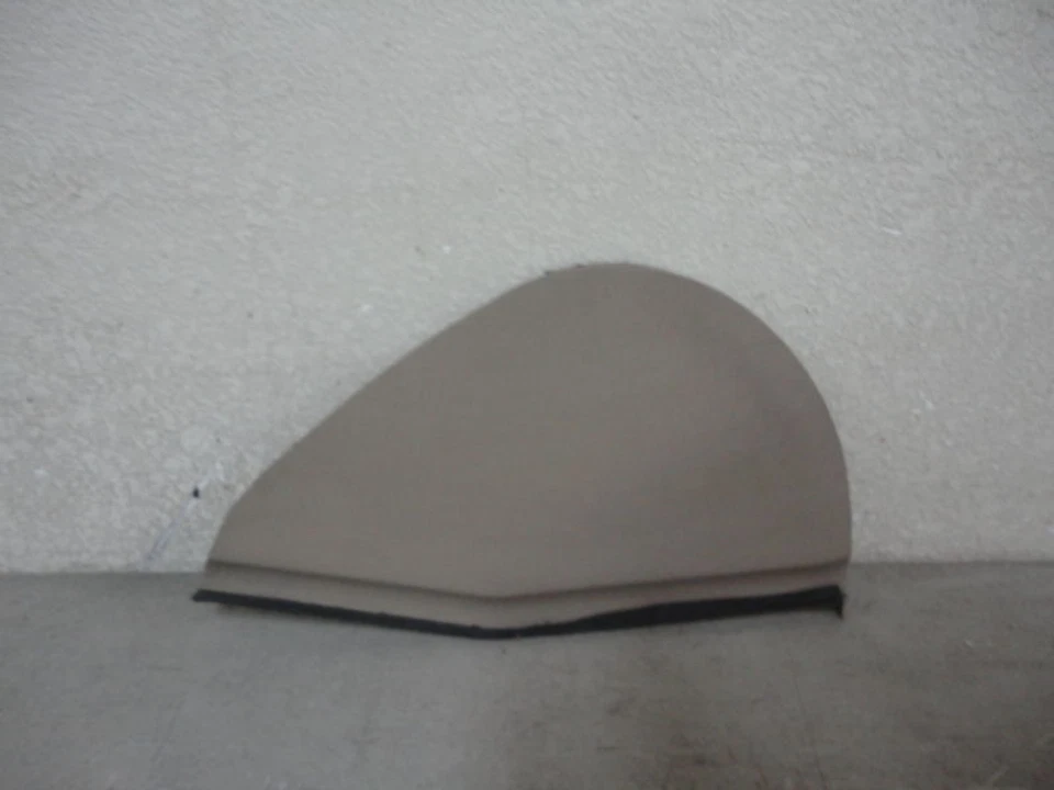 Passenger  Dash End Cover 98 99 00 01 02 Mazda 626 4 Dr — 第 1/1 张图片
