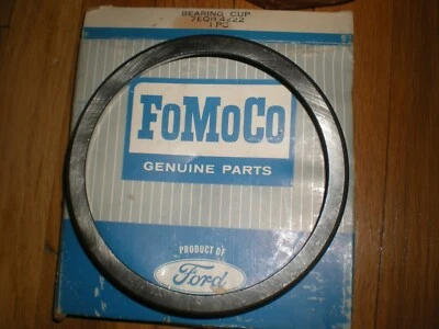 NOS 1953 - 1955 Ford F-Series Truck Differential Bearing Cup RH 7EQH-4222 - Image 1 of 2