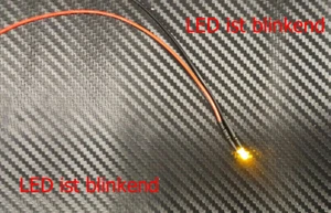 LED 5mm AMARILLO Color PARPADEANTE 6-12V Iluminación Coche Barco Avión Señal de tráfico - Imagen 1 de 1