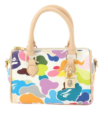 Mini Bolso de Hombro de Cuero A BATHING APE Multi Camuflaje Exclusivo de Japón BAPE Foto 1 de 4