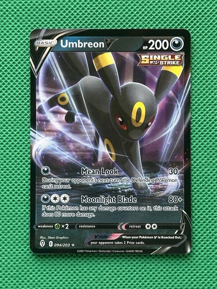 Umbreon V 094/203 Swsh07: Evolving Skies Ultra Rare Holo Pokemon TCG - Image 1 of 2