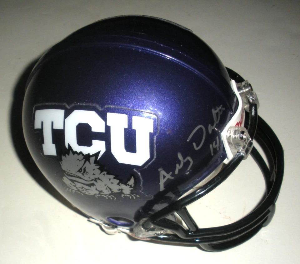 MINICAPACETE RARO ASSINADO POR ANDY DALTON TCU RÃS COM CHIFRES, BENGALS PSA/DNA/COA - Imagem 1 de 1