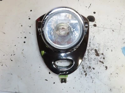 2006 Yamaha Vino Classic XC50 50 Headlight & Bucket - Image 1 of 4