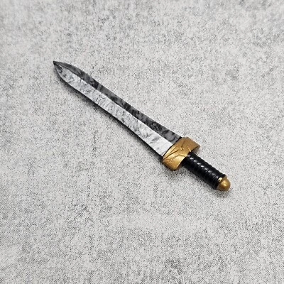 Espada de caballero desgastado pintada a mano para bloques minifigura DrA Warcraft  Foto 1 de 2