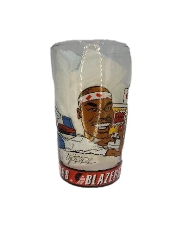 "Cliff Robinson" Portland Trail Blazers Dairy Queen Glass 1992-1993 Cover