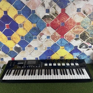 AKAI Advance 61 Midi Controller Keyboard USB - Bild 1 von 13