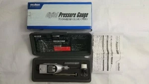 Molten Digital Pressure Gauge with Mini Pump PGP Volleyball Japan new - Picture 1 of 6