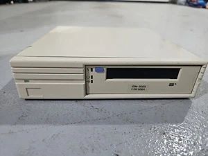 Lecteur de bande externe IBM 8505 5/10 Go 8 mm SCSI-SE - Photo 1/3