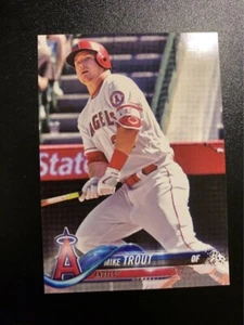 2018 Topps #300 Mike Trout Angels - Picture 1 of 2