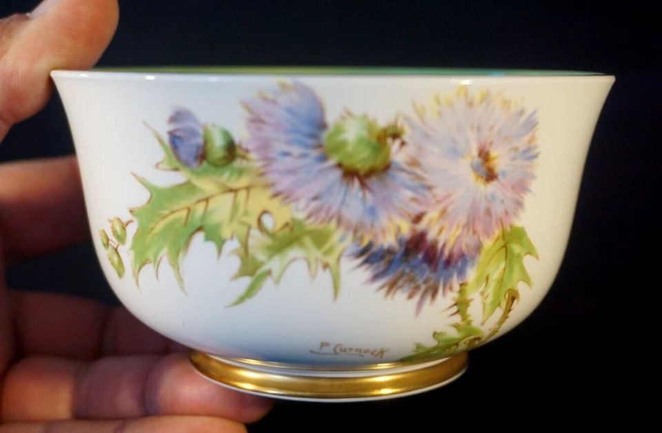 Hermoso cuenco de arándano de cardo Royal Doulton Glamis Foto 1 de 3