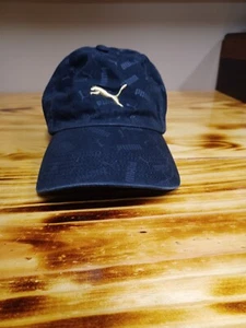 Gorra PUMA negra con logotipo dorado - Imagen 1 de 9