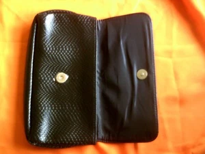 New snakeskin effect black Avon lined clutch bag press stud closure - Picture 1 of 3