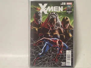 X-MEN edición #28 Marvel Comics 2012 en estado bastante bueno (2ª serie) Spider-Man Skrulls - Imagen 1 de 2