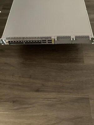 Juniper Networks EX4600-40F-AFI 24x 1/10Gb SFP+ + 4x 40Gb QSFP+ Ports Switch - Image 1 of 4