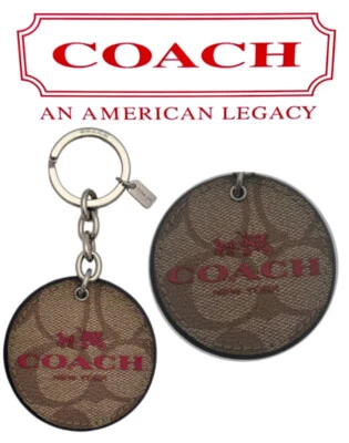 Chaveiro Coach grande carruagem cavalo medalhão marrom lona couro berloque presente - Imagem 1 de 4