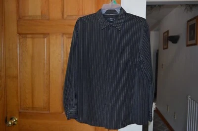 Camisa de manga larga George negra a rayas con botones para hombre Foto 1 de 4