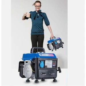 Small 700W Generator - Perfect for Outdoor Activities and Camping - Picture 1 of 5