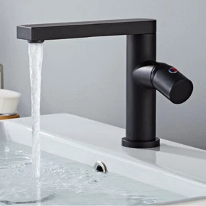 Grifo de cocina con caño giratorio montado en cubierta grifo mezclador de fregadero de una manija negro - Imagen 1 de 8