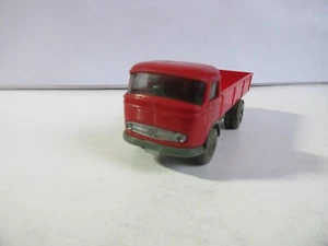 Wiking 1:87 Mercedes LP 321, rot/dunkelresedagrün !!! - Bild 1 von 7