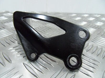 Protector placa talón delantero derecho original Yamaha YZF R1 2015 a 2023 Foto 1 de 4