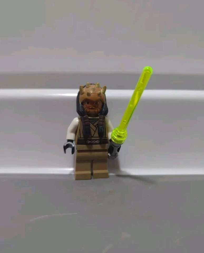 LEGO Eeth Koth Minifigure Star Wars Republic Frigate Minifig #6 - Image 1 of 2