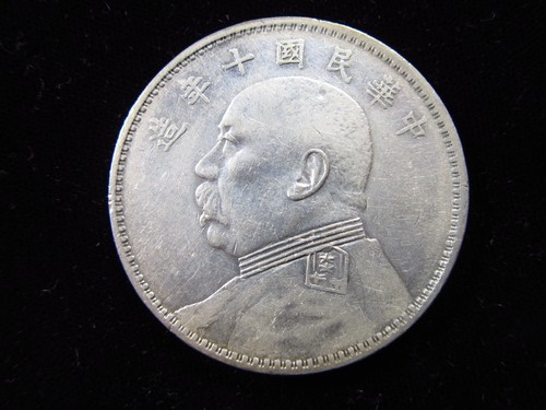Foto 1 di 2