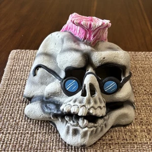 Máscara rizada de piel de gallina de los 90 de colección RL Stine Mohawk calavera adulto - Imagen 1 de 4