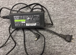 Sony VGP-AC19V10 19.5V 4.7A Charger Transformer - Afbeelding 1 van 1