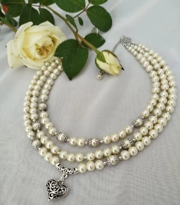 Romantic Vintage Pearl Necklace – Layered Ceramic Beads & Heart Pendant – Adjust - Image 1 of 4