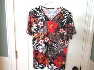 Bonworth Ladies Short Sleeve Shirt Size Small Orange and Black Floral V-Neck - Picture 1 of 4