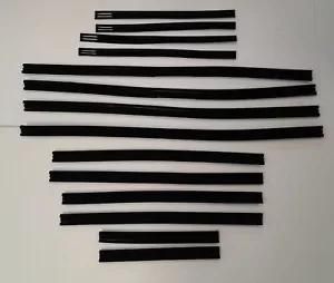 LADA 2101,02,03,2106 SIDE WINDOWS SEALS(VELVET)/JUNTAS VENTANILLAS(TERCIOPELO) - Picture 1 of 4