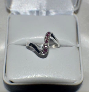 GLAMOROUS 1/3 ct.  NATURAL  GENUINE AFRICAN RUBY .925 STERLING  SILVER RING  - Picture 1 of 9