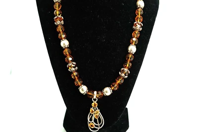 Collar de cuentas de cristal facetado color citrino de plata de ley Foto 1 de 4