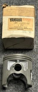 NOS Yamaha 1982 YT175 Piston .25MM O/S 5V7-11635-00 - Bild 1 von 4