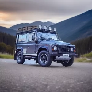 Jeep fuoristrada 1:18 LAND ROVER Defender 90 SWB 1/18 4x4 - Foto 1 di 4