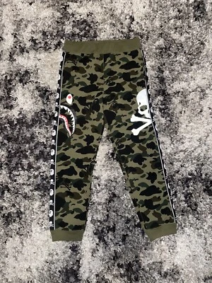 Pantalones deportivos Bape X Mastermind camuflados verdes nuevos con etiquetas talla L Foto 1 de 4