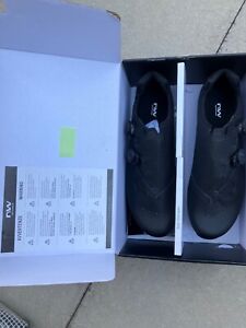 NORTHWAVE EXTREME GT3 CARBON ROAD SHOES WITH 105 PEDALS SIZE 48