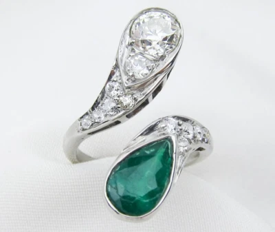 Features A Bezel-Set Pear Mixed-Cut Emerald With White CZ Art Deco Women's Band  - Image 1 of 4