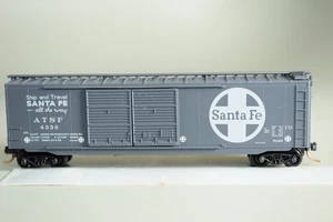 8174 N Scale Micro-Trains ATSF SF SANTA FE 50' BOX CAR - Picture 1 of 12