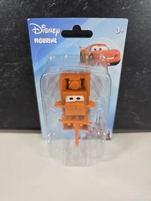 Disney Figurine Cars Tow Mater Radiator Springs Truck PVC Figure 2"  - Imagem 1 de 4