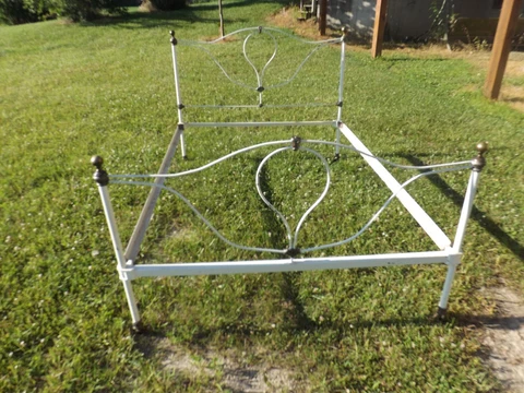 Antique Light Bulb Cast Iron Brass Bed Complete Frame Full / Queen Size Cover