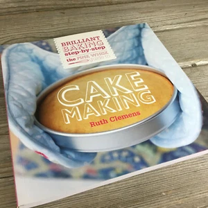 The Pink Whisk Guide to Cake Making: Brilliant Baking Step-by-Step - Picture 1 of 11