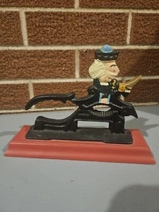 Vintage Retro Cast Iron Nut Cracker Figurine Wood Base Hand Painted Nutcracker - Picture 1 of 6