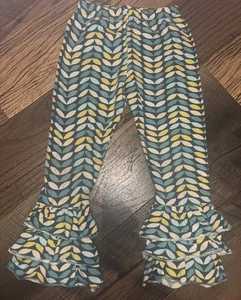 Jelly The Pug Ruffle Pants Size 7 - Picture 1 of 4