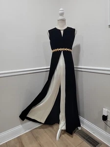Vintage 60’s 70s Black Velvet/White Satin Cocktail Jumpsuit One Piece Romper - Bild 1 von 14