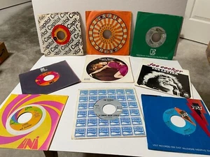45 rpm records from the 70's and 80's Part 11 - Picture 1 of 97