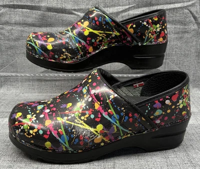 Tamancos Sanita Professional pintura respingos conforto slip on feminino EUA 5.5 EU 36 - Imagem 1 de 4